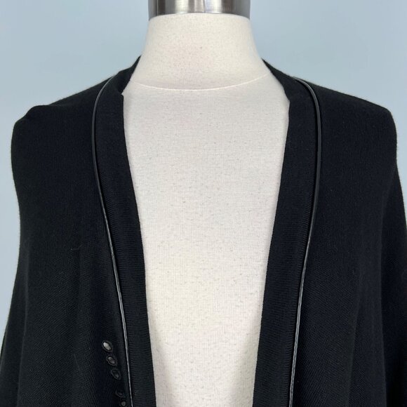 Chicos Womens Embroidered Eyelet Sweater Ruana Poncho Black size Small Medium - Picture 6 of 15